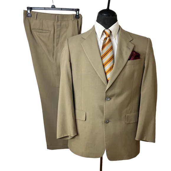 HART SCHAFFNER & MARX MENS 100% WOOL DRESS SUIT. MADE FOR FOLEYS CLOTHIN… - Picture 11 of 11